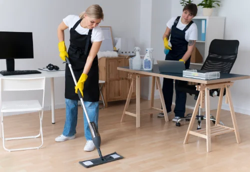 Nettoyage de bureau professionnel à Pouillon